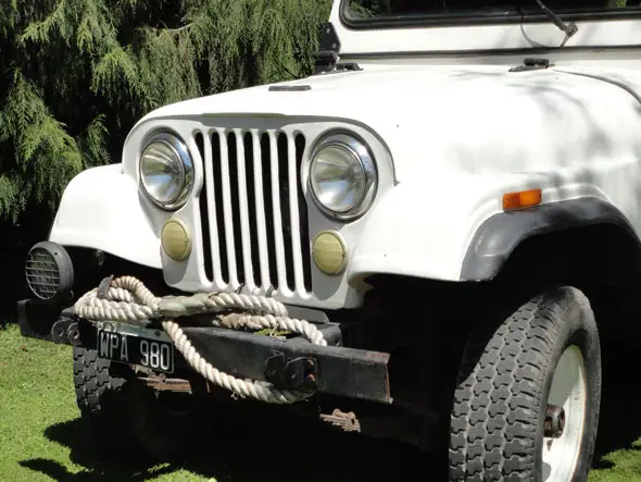 JeepIKA 1958 4x4 Carrocecería Corta Fibra Reforzada