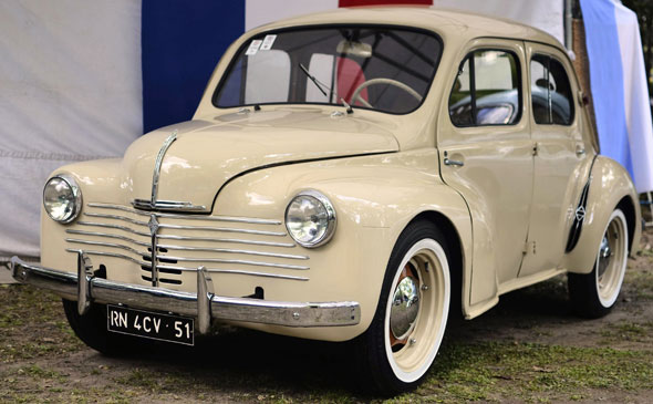 Renault 4CV 1951