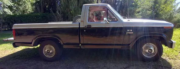 Ford  F100 Deluxe 1984