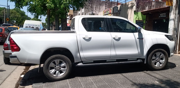 Toyota Hilux - Foto 3