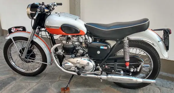 Triumph  T110 1955