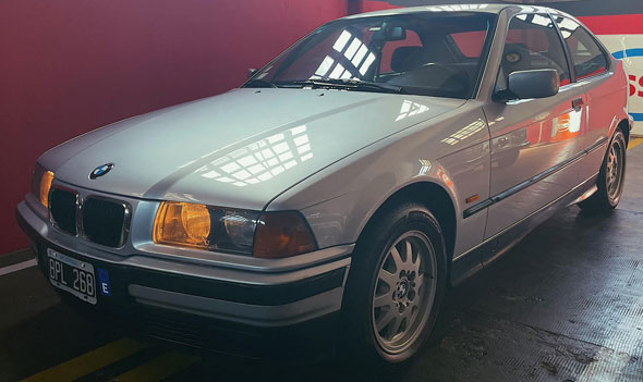BMW 318 TI