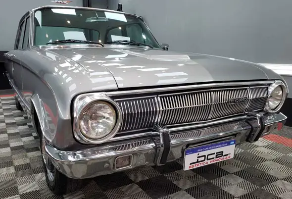 Ford  Falcon