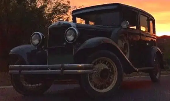Plymouth 1930