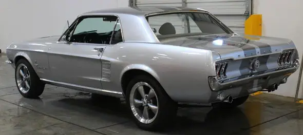 Ford  Mustang