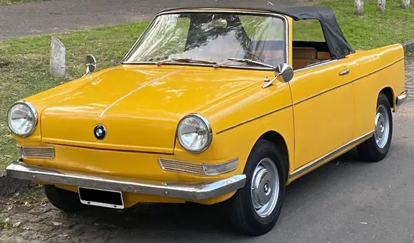 De Carlo  700