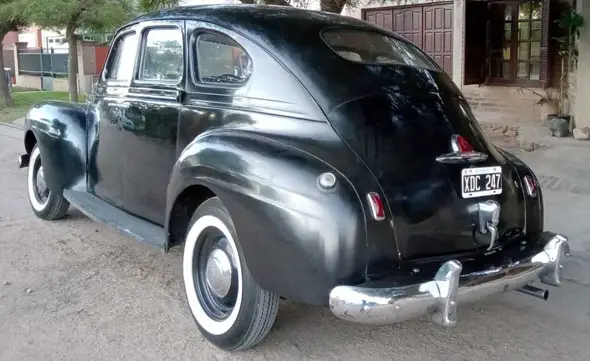 Plymouth  Sedán 1940