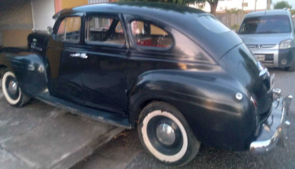 Plymouth Sedán 1940 - Foto 4