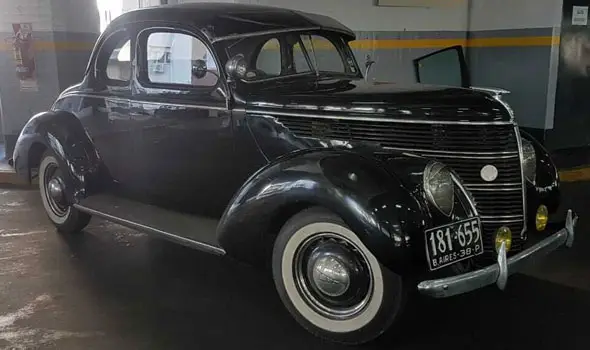 Ford 1938 Coupé USD 28000