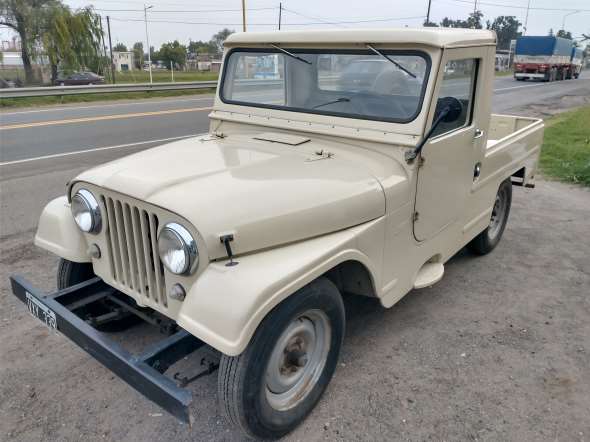 Jeep IKA 1973