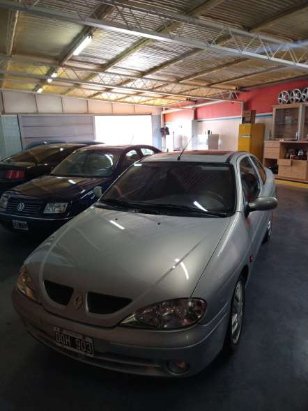 Renault Megane Coupé 2001 - Foto 2