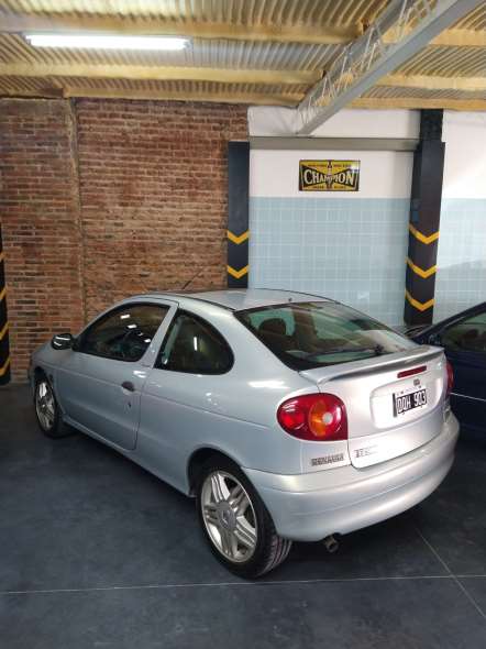 Renault Megane Coupé 2001 - Foto 3