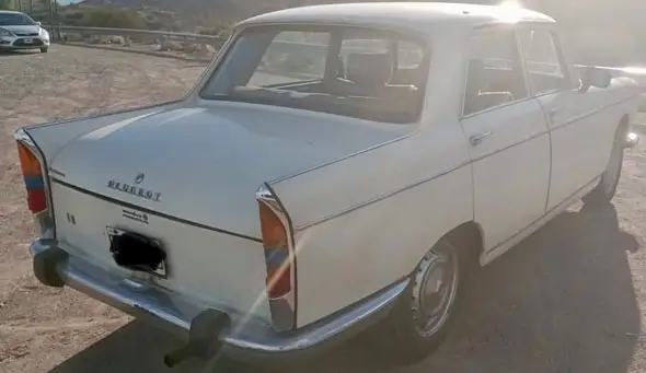 Peugeot  404