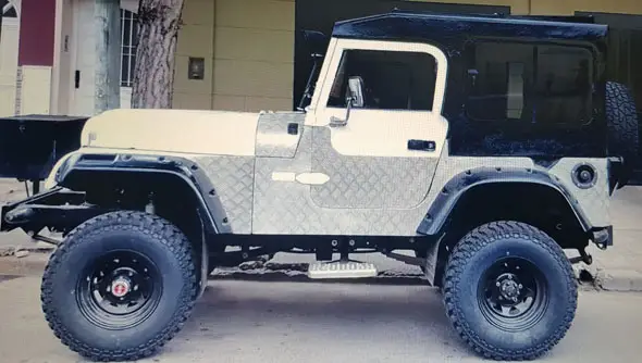 IKA Jeep