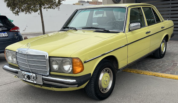 Mercedes Benz 230