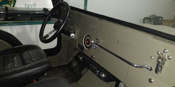 Jeep IKA M101