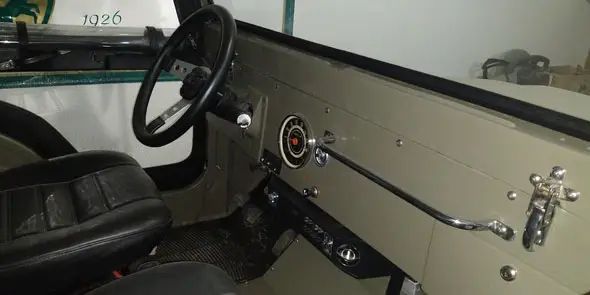 Jeep IKA M101