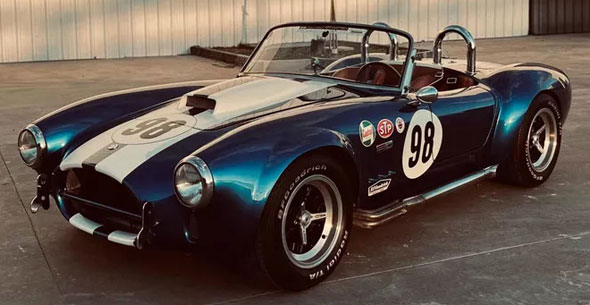 Ford Cobra V8 351