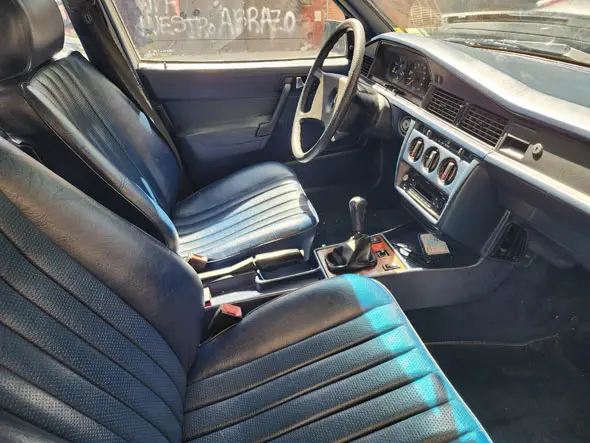 Mercedes Benz  190E 2.3 1990