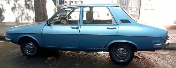 Renault  12