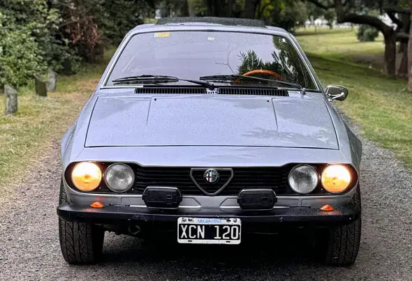 Alfa Romeo GTV