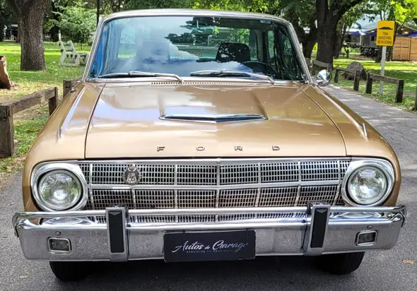 Ford  Falcon Deluxe 1966