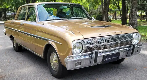 Ford  Falcon Deluxe 1966