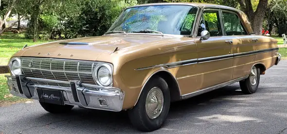 Ford  Falcon Deluxe 1966