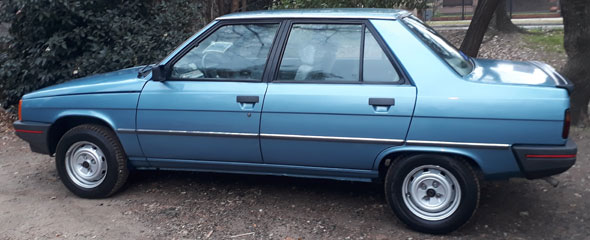 Renault 1990  TXE