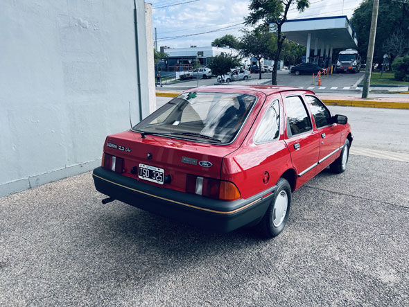 Ford Sierra Ghia 2.3 1984 - Foto 4
