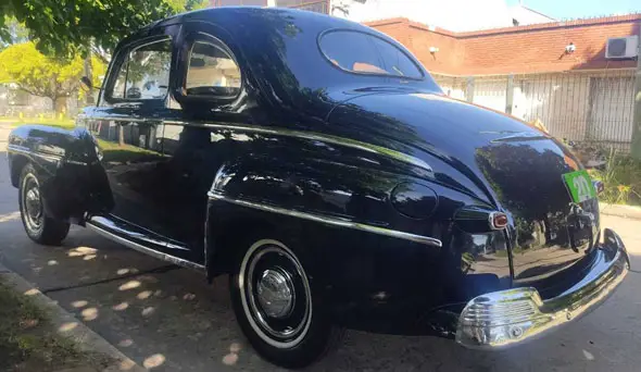 Ford Coupé 1947 Deluxe