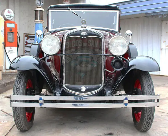 Ford  A Fordor 4 1931