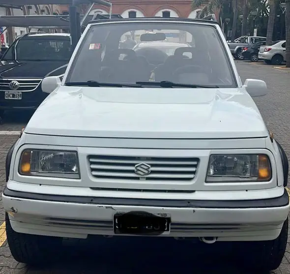 Suzuki  Vitara JLX Lona