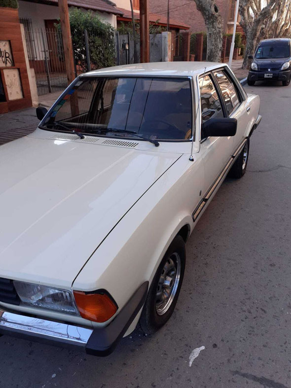 Ford Taunus 1981 2.3 Ghia - Foto 4