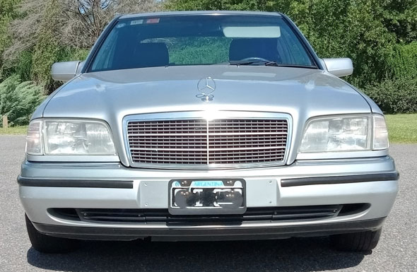 Mercedes Benz C-200 Elegance