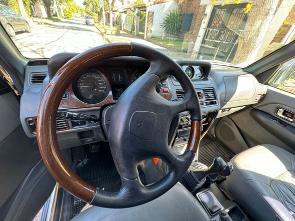 Mitsubishi Montero GLS 2.8 TD