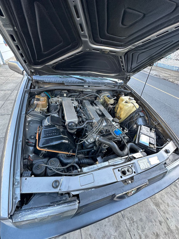 Alfa Romeo 75 América - Foto 4