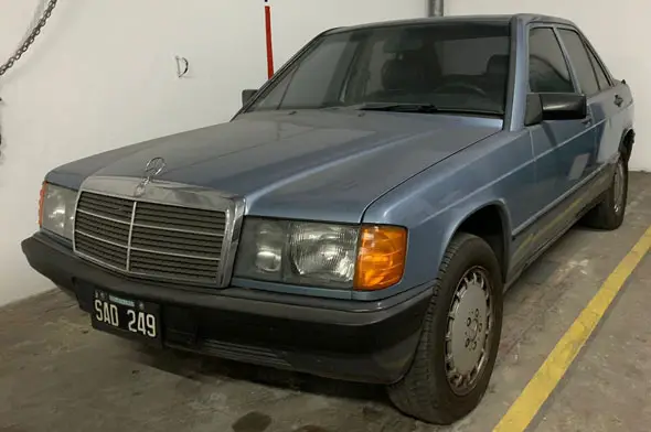 Mercedes Benz 190E