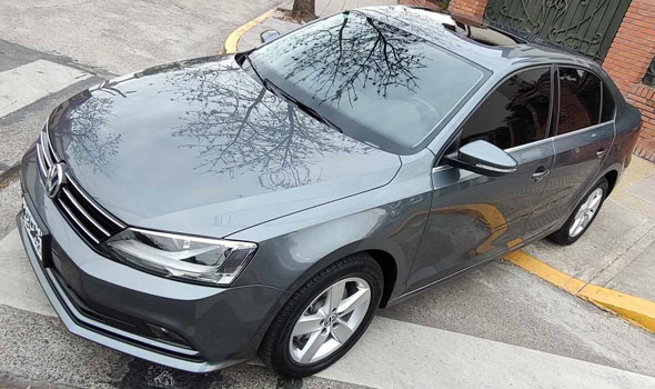 Volkswagen Vento 2.5 Luxury  Gen6 2da. serie