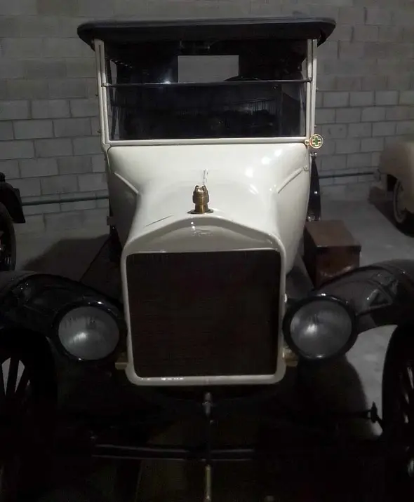 Ford  T 1923