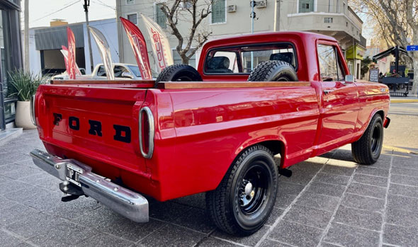 Ford F100