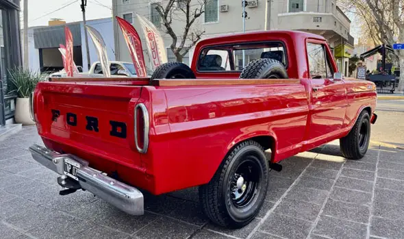 Ford F100