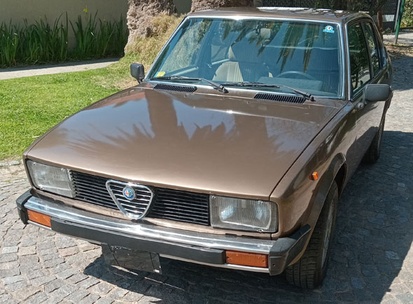 Alfa Romeo Alfetta 2000 L