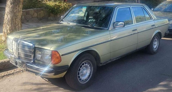 Mercedes Benz 250 W 123 1980