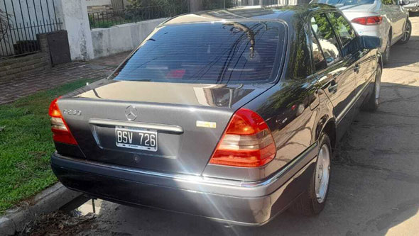 Mercedes Benz C230