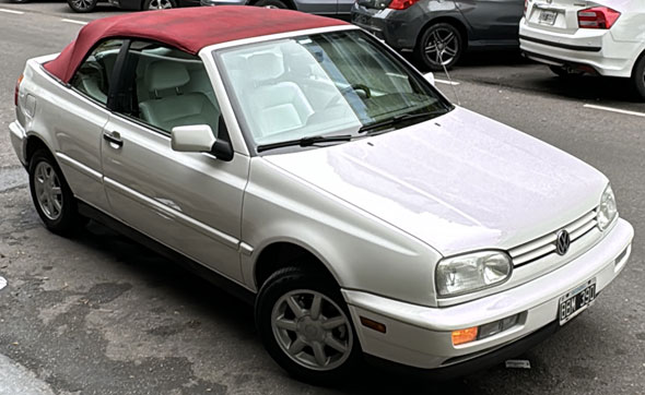 Volkswagen Golf Cabrio