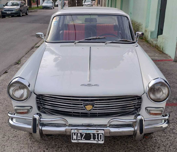 Peugeot 404