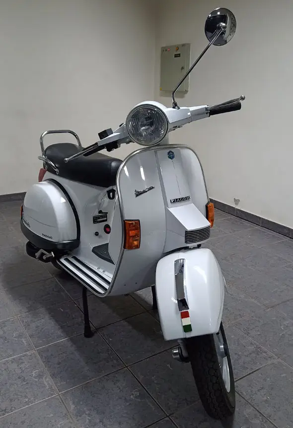 Vespa PX 200
