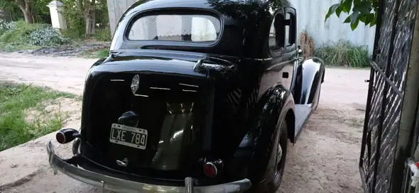 Plymouth 1936