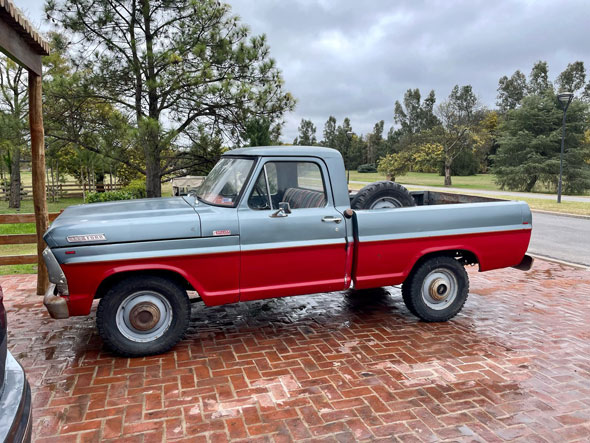 Ford  F-100 V8